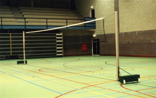 Actief geur breuk Multifunctionele vrijstaande volleybalpalen | Nettenverkoop B.V.